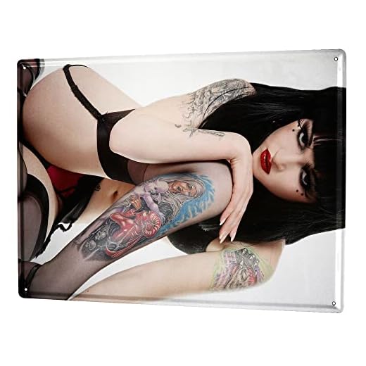 Tennskylt sexig tjej tatuering modell roliga barskyltar (storlek: 30 x 40 cm)
