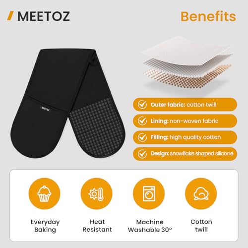 MEETOZ Double Oven Gloves, 260°C/500°F Heat Resistant Oven Mitt Set, Silicone Non-slip Design Oven Gloves, 84 x18cm Cotton Potholder for Home Cooking - Image 4