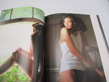 Amazon.co.jp: 森尾由美 写真集 MISTY 1988 初版 : おもちゃ