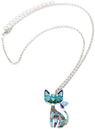Collana con ciondolo a forma di gatto, nodo celtico e luna in oro
