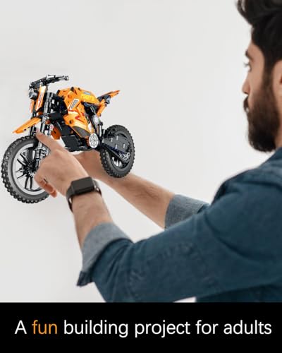 QISHOUTING 1:8 Scale Off-Road Dirt Motorcycle Building Set for Adults,with Display Sand, Dirt Bike Building Kits, Birthday for Adults(506PCS)