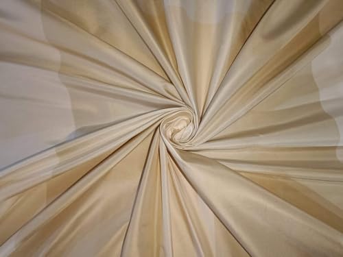 Tissu taffetas soie crème et beige pour éviter les faux plis des robes volumineuses
