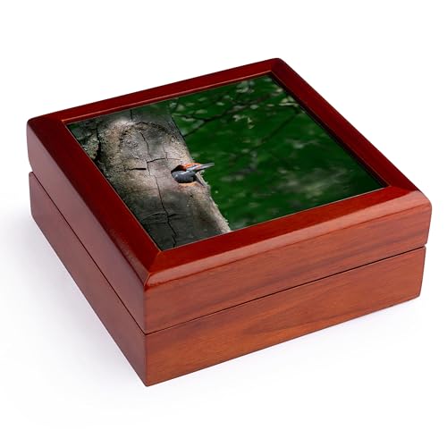 Pileated woodpecker motif keepsake box image