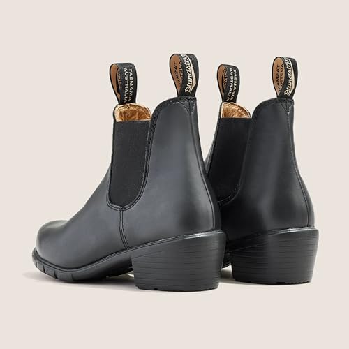 Blundstone Heeled Chelsea Boots - Women4
