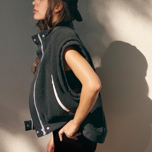 Ainangua Women Fuzzy Moto Fleece Vest Oversized Zip Up Sleeveless Sherpa Jacket Lightweight Warm Vest Top Outerwear4