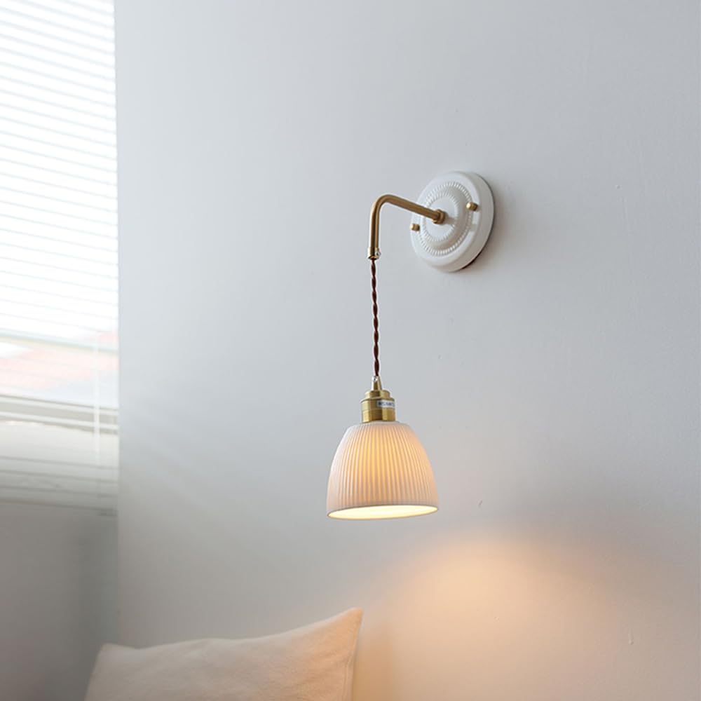 Applique da Parete in Ottone Rustico con Paralume in Ceramica a Righe, Lampada da Parete con Filo Bianco Regolabile in Altezza, Applique da Parete in Ceramica Moderna Vintage, apparecchio di Illu