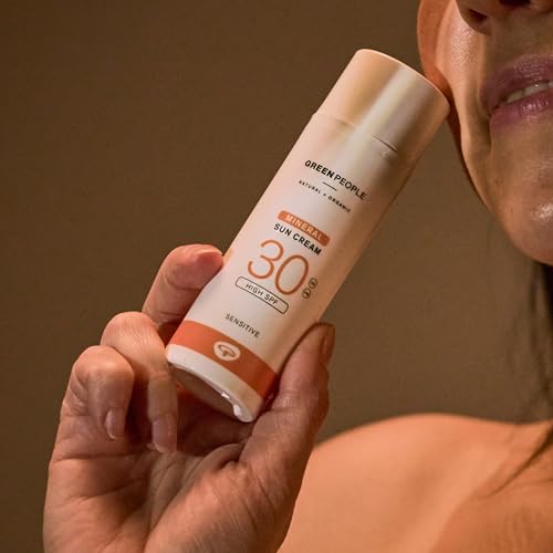 Green People Mineral Sun Cream SPF30 with Zinc Oxide - Non Comedogenic, For Face & Body - Organic, Reef Safe & Cruelty Free, 50ml - Image 2