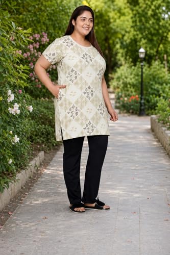 Image of In Love Women's All-Over Printed Cotton Plus Size Longline T-Shirt with Pockets