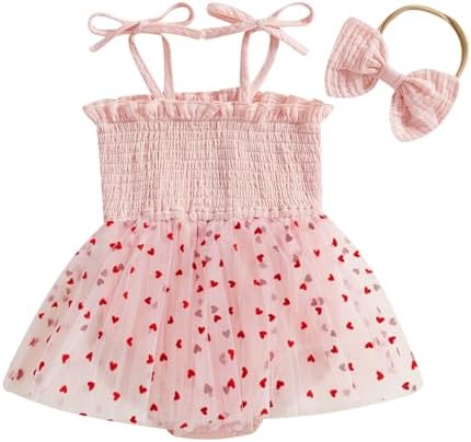 Lindo macaquinho de coelhinho recém-nascido da Páscoa, coelhinho,...