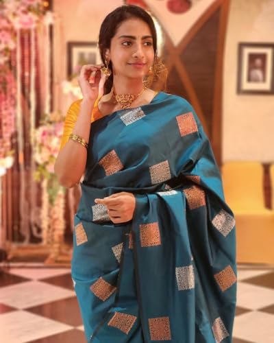 Image of Flosive Women's Kanjivaram Pure Zari Woven Soft Silk Saree With Blouse Piece And Gold Zari Boder (RAMA)