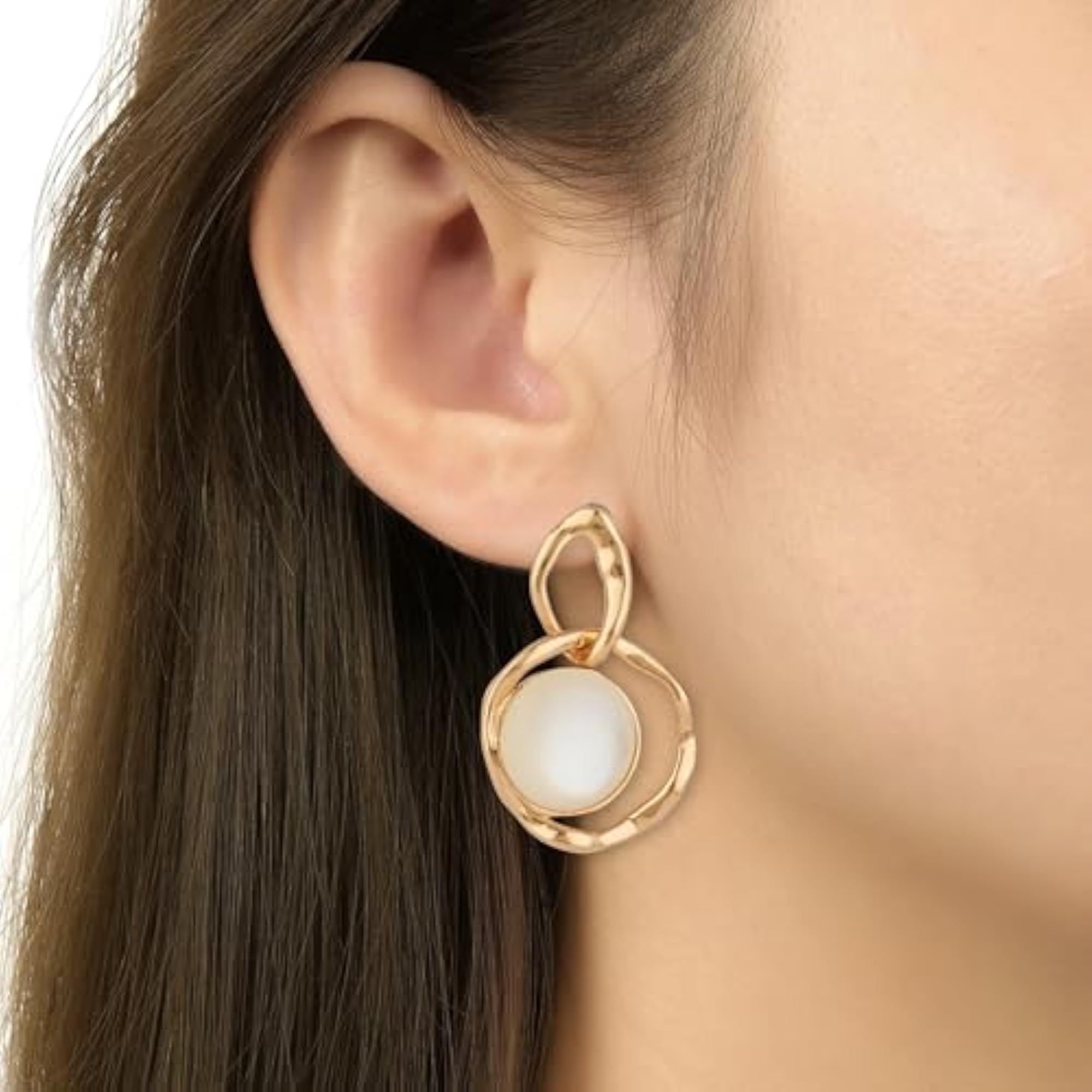 Gold Plated Lightweight Freshwater Pearl Drop Dangle Earrings
