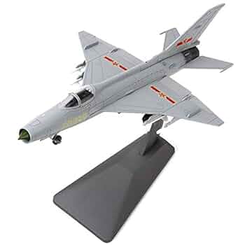 YOUNG 7 航空機モデルキット 61GqhXg56vL._AC_UL210_SR210,