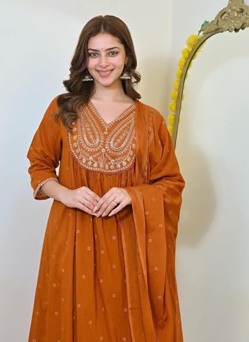Image of KLOSIA Women Kurta Set|Silk|Regular Fit