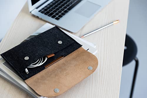 iPad Pro 11 Inch Sleeve 9th 8th 6th 5th 4th Generation Carrying Sleeve 2022 2021 2020 10.2 10.5 10.9 11 inch with Smart Magic Keyboard. Full Grain Leather and Natural Wool Felt. Magnetic Closure - Image 3