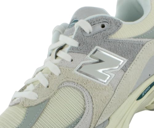 Image of New Balance Men's M2002RCC Sneaker