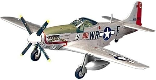 Academy El luchador de la Segunda Guerra Mundial P-51D Modelo Kit