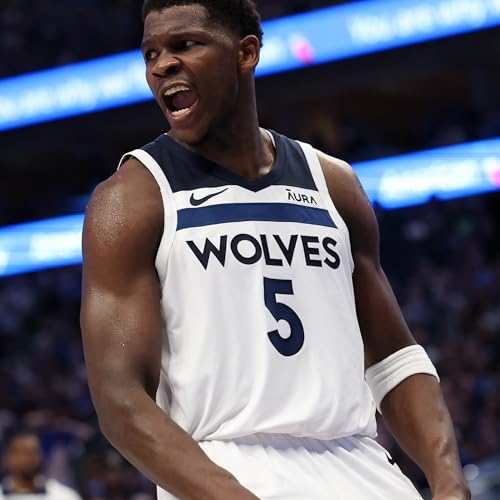 Consistency needed, entertaining NFL, and Dane Mizutani Podcast Por  arte de portada