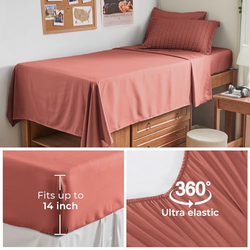 Image of HYMOKEGE Coral Twin XL Comforter Set Seersucker 5 Pieces, All Season Luxury Bed in a Bag for Bedroom, Bedding Set with Comforter, Sheets, Pillowcase & Sham