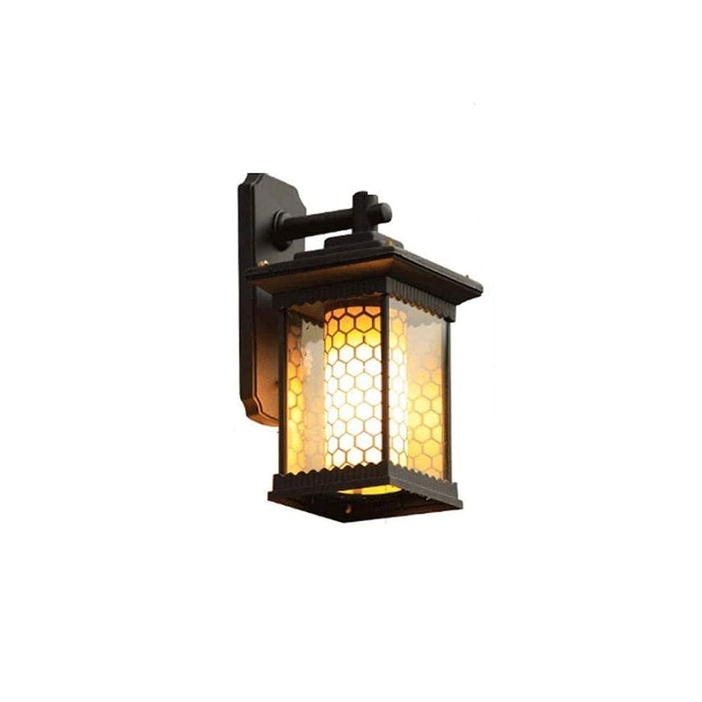 Farol de pared vintage para exteriores ideal para iluminar el patio con estilo industrial