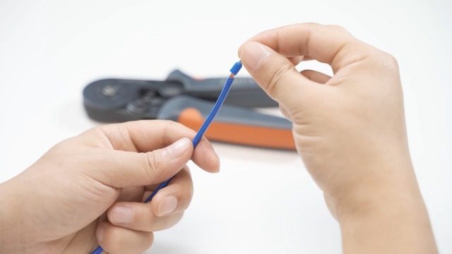 Preciva Ferrule Crimping Tool Kit with 1900PCS Wire Connectors, Hexagonal AWG23-10 Sawtooth Self-Adjustable Ratchet Wire Terminals Crimper Kit