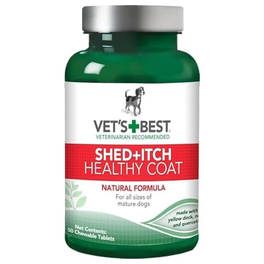 Vet's Best Healthy Coat Shed & Itch Relief Dog Supplements | Relieve Dogs Skin Irritation and Shedding Due to Seasonal Allergies or Dermatitis | 50 Chewable Tablets