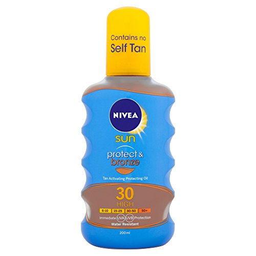 Nivea Sole Proteggere e Tan Bronzo Attivando la
