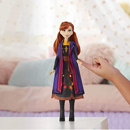 Hasbro Disney Frozen E7001ES0 Die Eiskönigin Lichtzauber Anna, aufleuchtende Modepuppe, inspiriert durch Disneys Die… – Bild 5