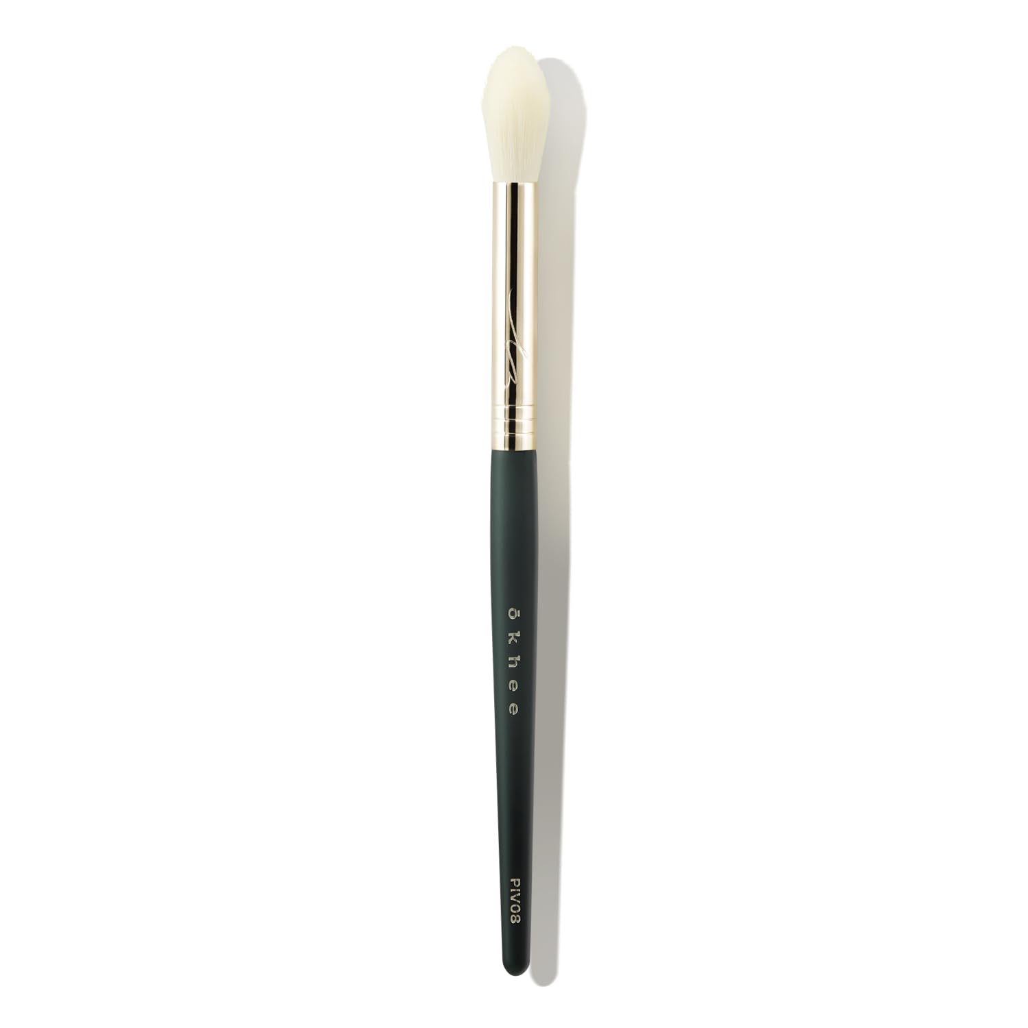 [SOO ADOR] okhee Final Touch Brush PIV08 - Perfect for Final Blending and Polishing Makeup | Designed by K-Pop Makeup Artist Seo Ok | Makeup Brush