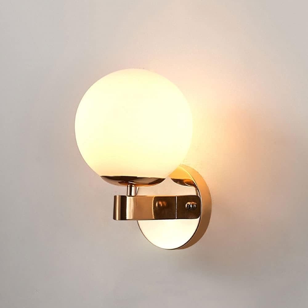 Lampe murale scandinave circulaire pour ambiance salon chaleureuse