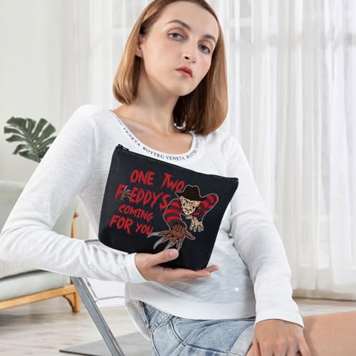 BWWKTOP Night Stalker​​ Cosmetic Makeup Bag Horror Killer Inspired Gifts One Two Coming For You Zipper Bag Halloween Party Merch (One Two Freddy)3