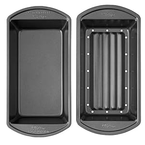 Wilton Perfect Results Premium Non-Stick Bakeware – Meatloaf Pan Set, Reduce the Fat and Kick Up the Flavor, 2-Piece Set
