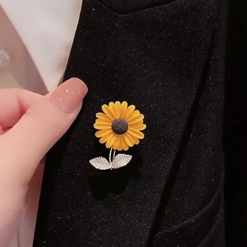 Image of Rhinestone Brooch Pins for Women, Vintage Crystal Enamel Brooches, American Flag Pin Patriotic Lapel Pins Gift for Suit Clothes Bag Accessories