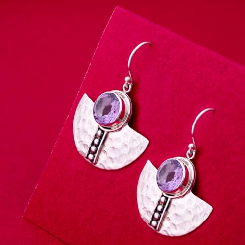 Améthyste naturelle et argent 925 martelé main pour ces boucles d'oreilles pendantes d'exception