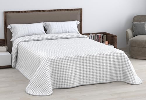 HM'S HOME'SECRET Colcha Bouti Estampada de 100% Microfibra Suave - Variedad de Diseños y Tamaños, Muy Fina (Ideal para Verano) (EOS Gris, Cama 90cm)