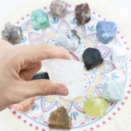 Image of 2Pcs Clear Quartz 1.8-2.2 inch Large Raw Crystals Natural Healing Stones Rough Rocks Clear Quartz Crystal for Polishing Wicca Reiki Decoration Tumbling DIY Wire Wrapping Rock Gifts