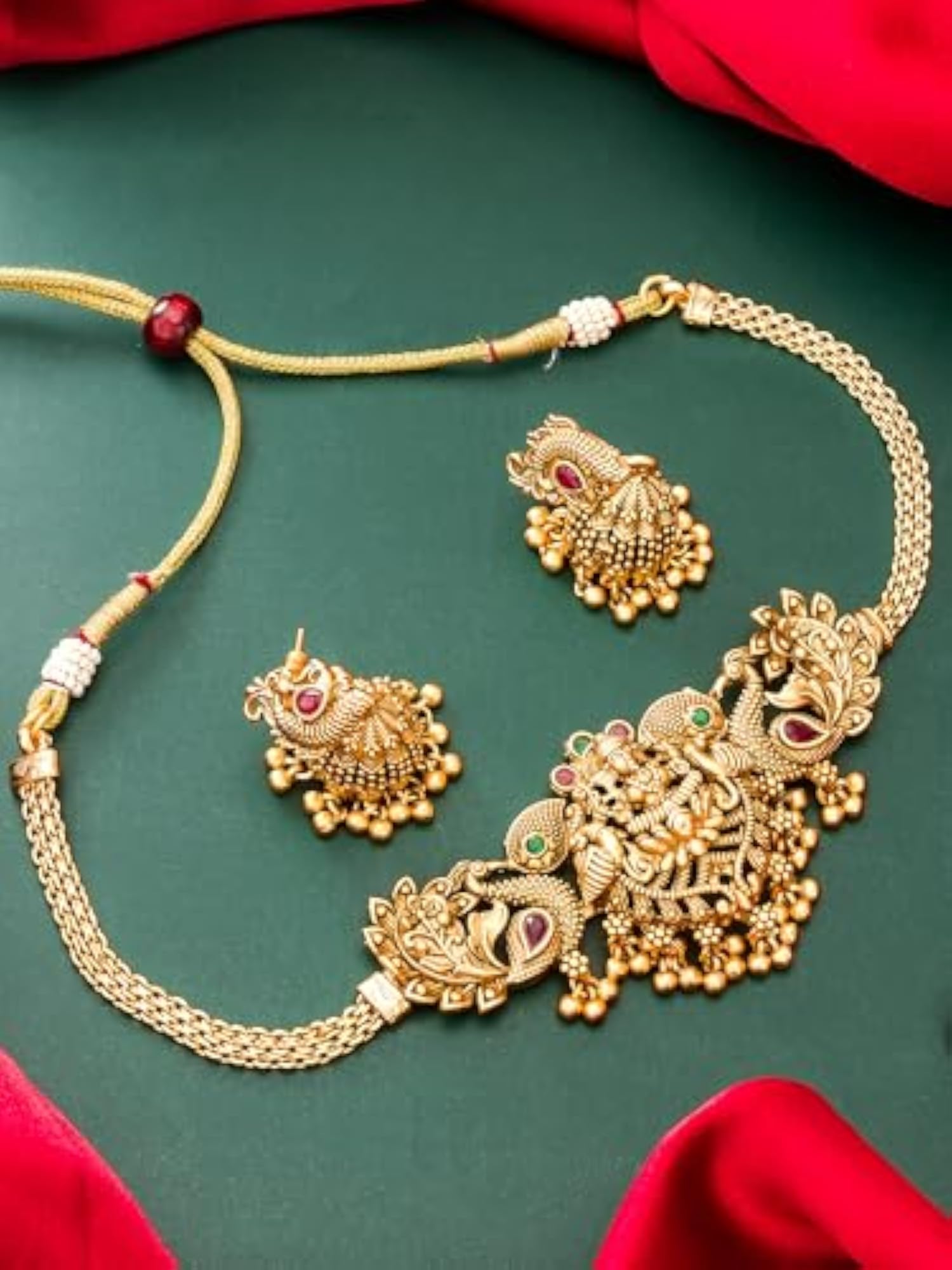 Women's Exquisite Temple Choker Necklace Set, Traditional Style