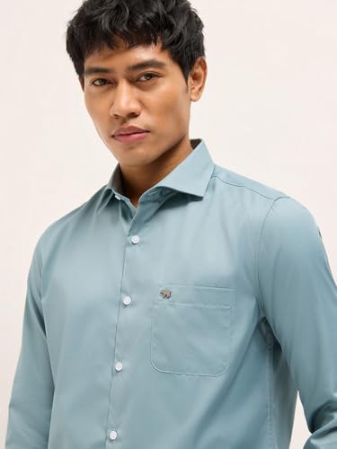 Image of THE Bear House Men's Checked Slim Fit Shirt