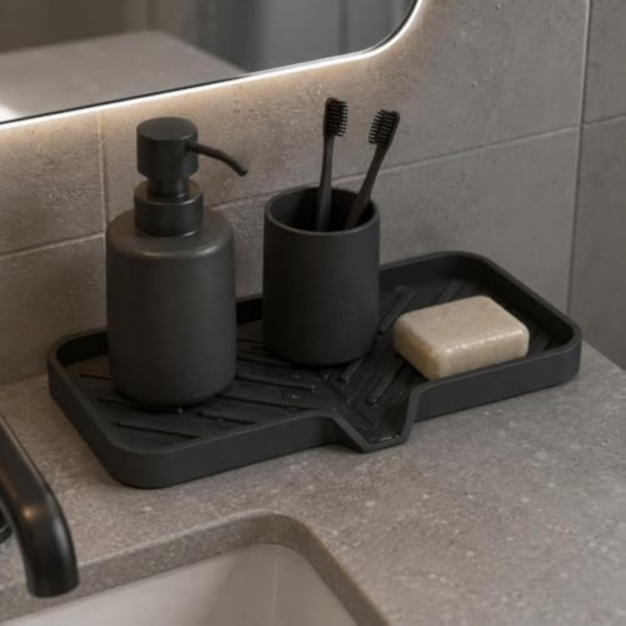 Drainage Notch Silicone Draining Mat for Kitchen Countertop, Gray