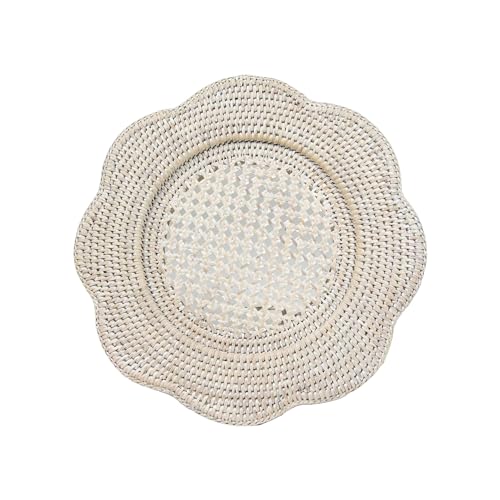 Caspari Rattan Scalloped Round Charger Plate – 12