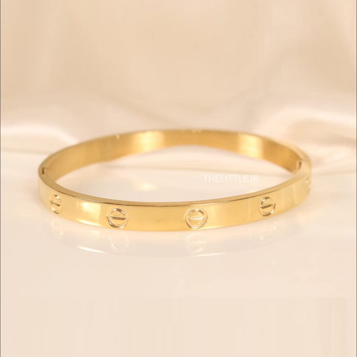 Contemporary Love Bracelet Plated in Gold
