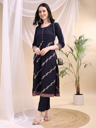Kurta droite brodée tenue idéale pour journées actives