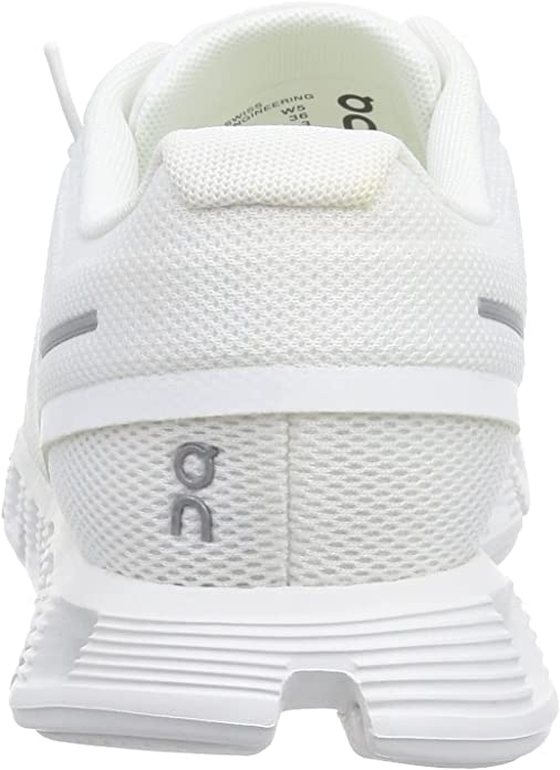 Image of On Women's Cloud 5 Sneakers