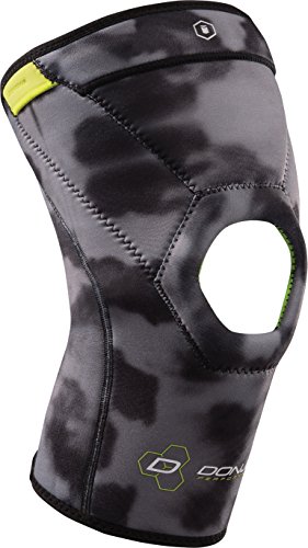 DonJoy Performance ANAFORM Compression Sleeve â€“ Mild/Moderate Knee Cap Support for Strains, Soreness, Tendonitis, Patella Support/Stability, Camo, Medium