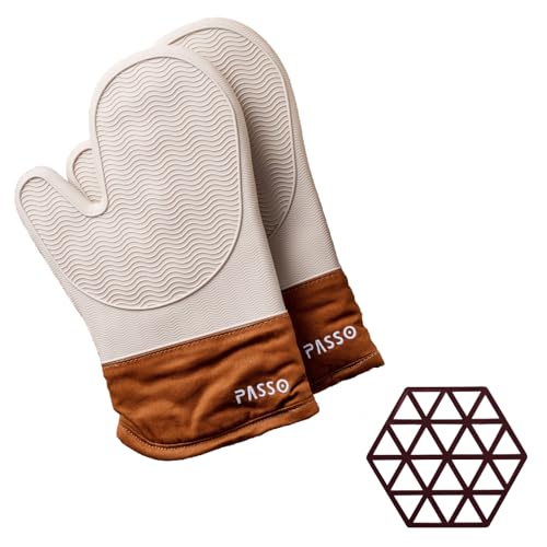 【アドアプス】耐熱ミトン オーブンミトン 鍋つかみ 耐熱 300℃ 2枚セット 鍋敷き付き 手袋 耐熱防水 左右セット オーブングローブ 両手用 シリコン製 洗える 電子レンジ オーブン 鍋料理用 ブラウン passo-km01-br