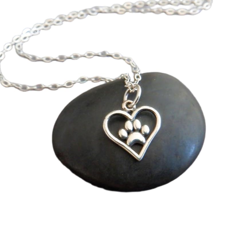 Collier argent patte de chien cœur suspendu et pendentif chat pour femme