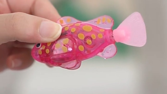 6 Pesci Robot Giocattolo Per Vasca Da Bagno: Elettronici, Con Luci LED E Impermeabili - Per Bambini E Gatti