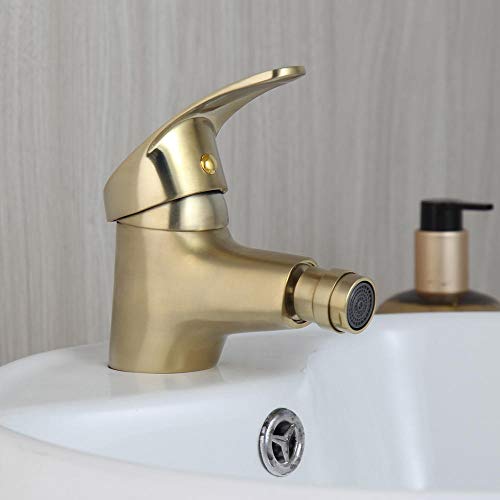 Grifo bidet dorado de latón macizo y cascada para un baño de lujo elegante 5