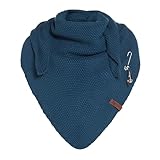 [ Winterschal ] - Der Knit Factory Dreiecksschal Coco zeichnet sich durch seine dichte, weiche und warme Struktur aus und ist deshalb ein perfekter Begleiter für den kalten Winter.