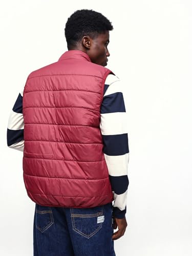 Image of Dennis Lingo Men Regular Fit Polyester Sleeveless Solid Jackets