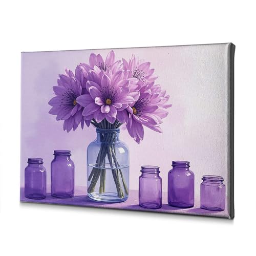 Toile fleurs violettes pour raviver un mur de salon blanc et vide